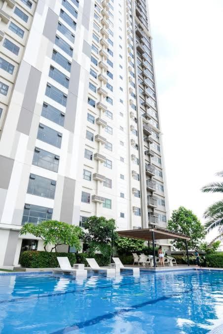 Horizon 101 A12 Shortwalk To Mango Avenue & Robinson Mall Cebu Stadt Exterior foto